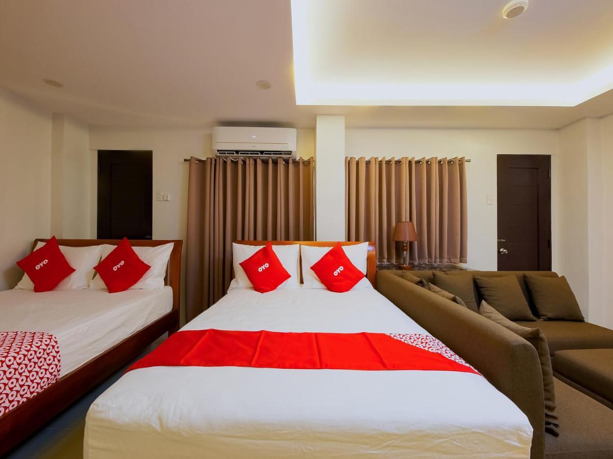 Oyo 848 Dona Aurora Condotel Quezon City Ngoại thất bức ảnh