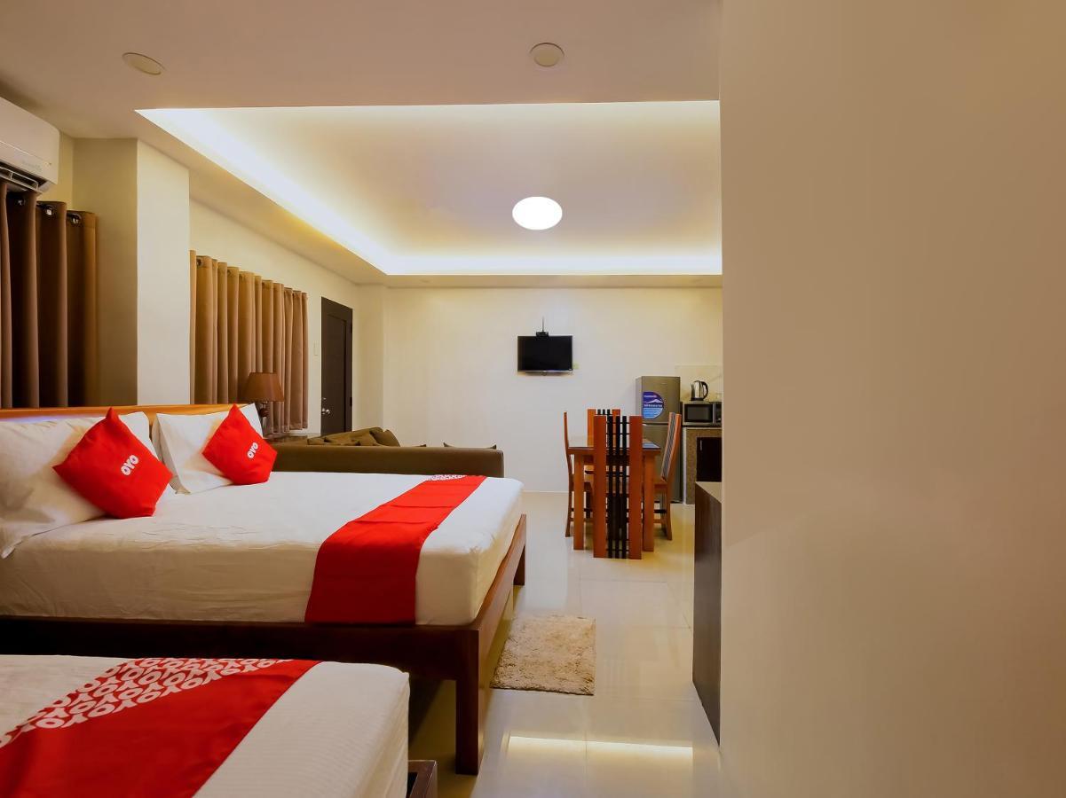 Oyo 848 Dona Aurora Condotel Quezon City Ngoại thất bức ảnh