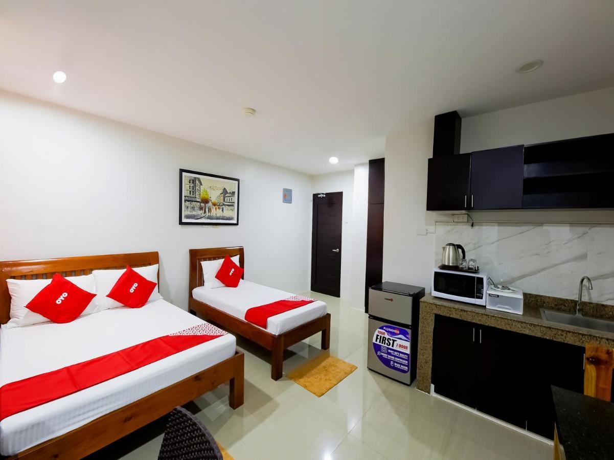 Oyo 848 Dona Aurora Condotel Quezon City Ngoại thất bức ảnh
