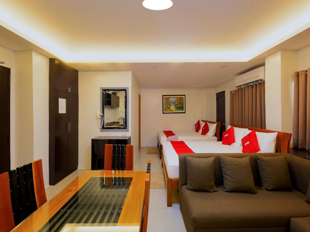 Oyo 848 Dona Aurora Condotel Quezon City Ngoại thất bức ảnh