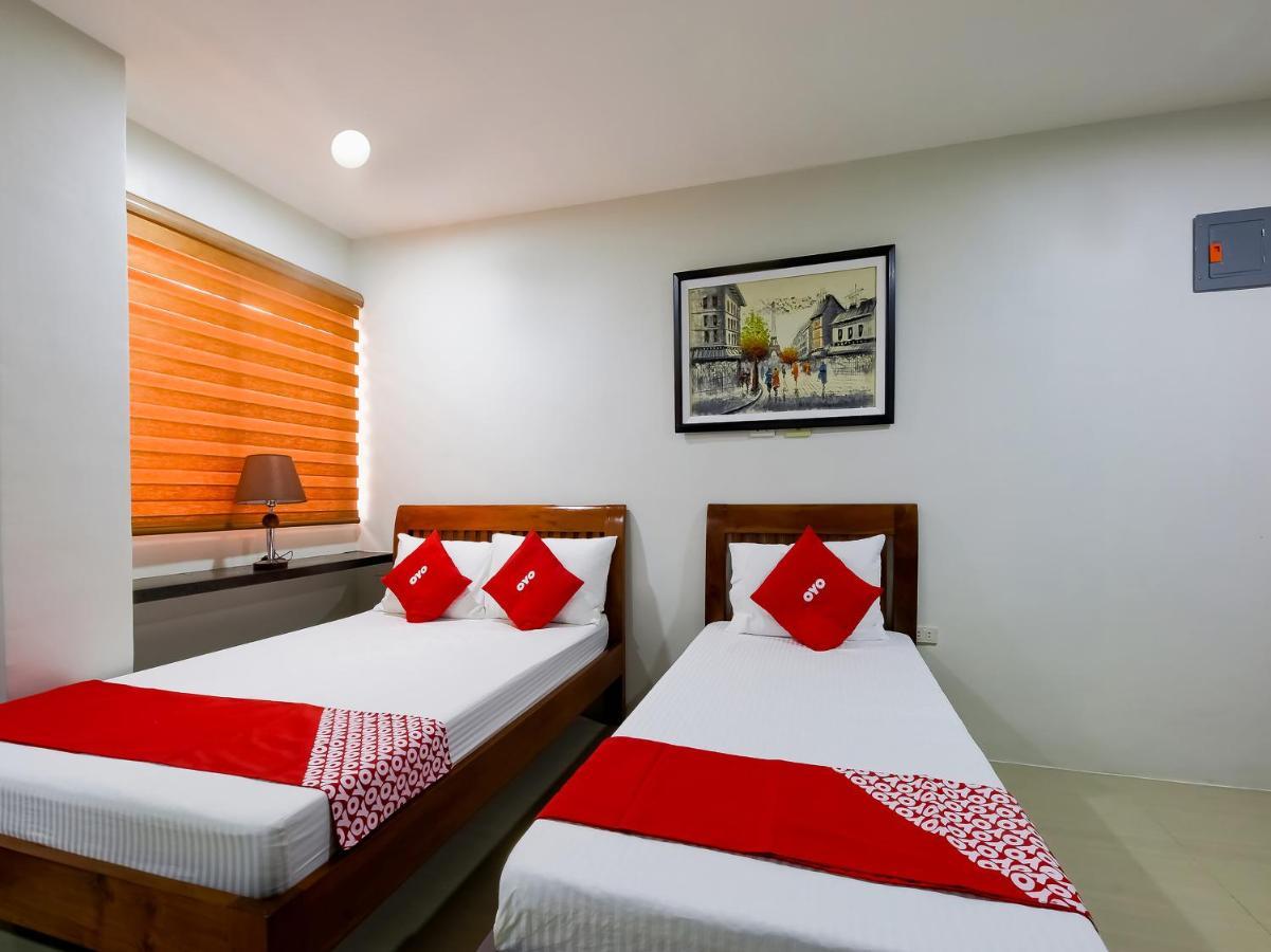 Oyo 848 Dona Aurora Condotel Quezon City Ngoại thất bức ảnh