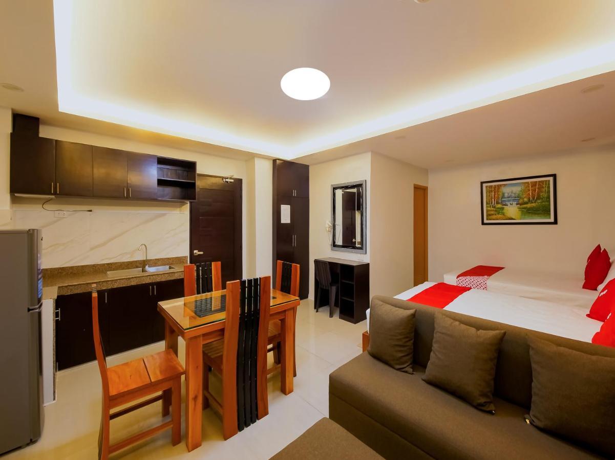 Oyo 848 Dona Aurora Condotel Quezon City Ngoại thất bức ảnh