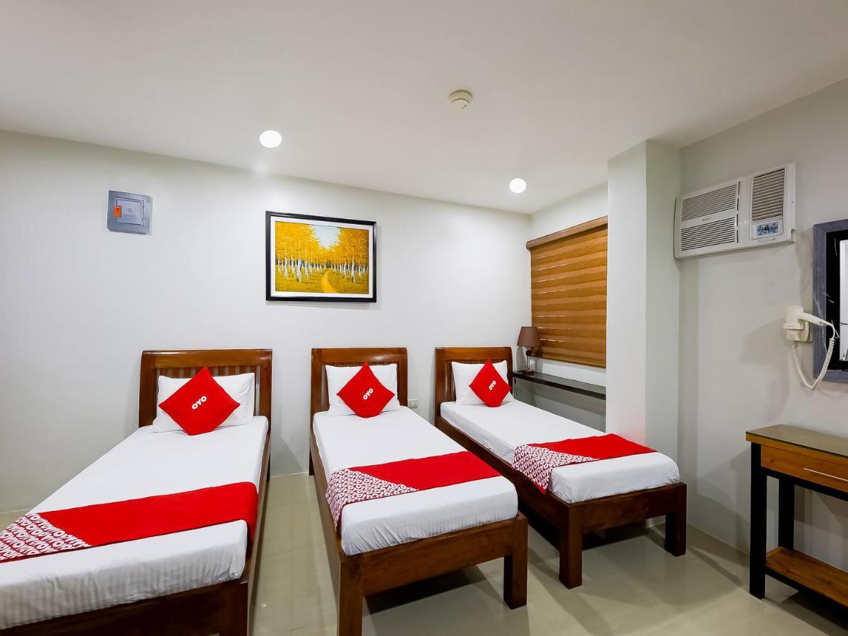Oyo 848 Dona Aurora Condotel Quezon City Ngoại thất bức ảnh